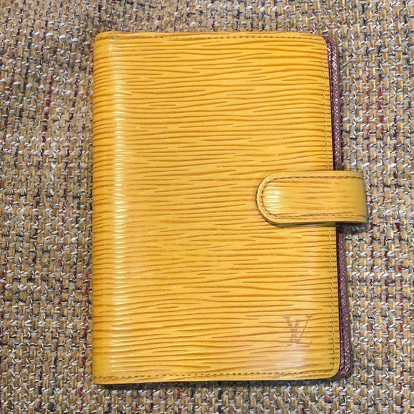 LOUIS VUITTON Epi Yellow Agenda Binder Passport Holder Credit Card Wallet - Picture 1 of 17